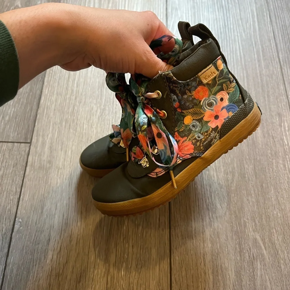 Girls Keds Rifle Paper Shoes Boots Size 10.5 Floral
